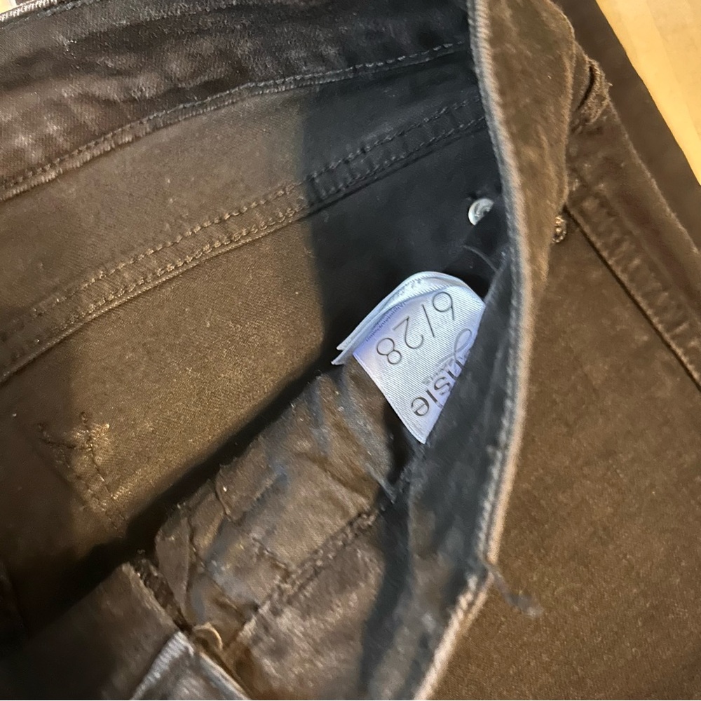 Kensie Skinny Jeans - Picture 5 of 9